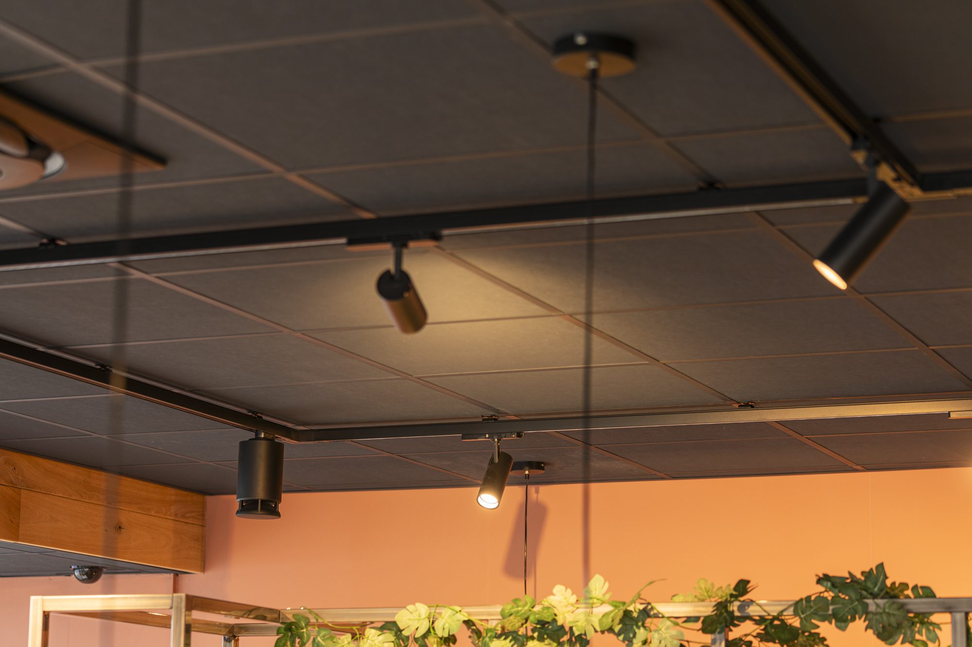 Kwalitaria Rotterdam spottune speaker